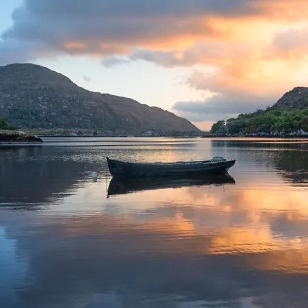 Hotel Killarney فندق 4*